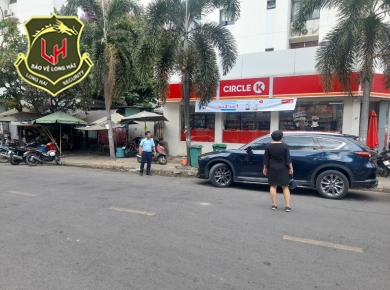 DỊCH VỤ BẢO VỆ TRUNG TÂM NGOẠI NGỮ 
